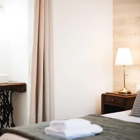 Domaine De Malet Otel 3*