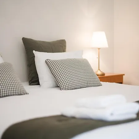 Otel Domaine De Malet Vitrac (Dordogne)